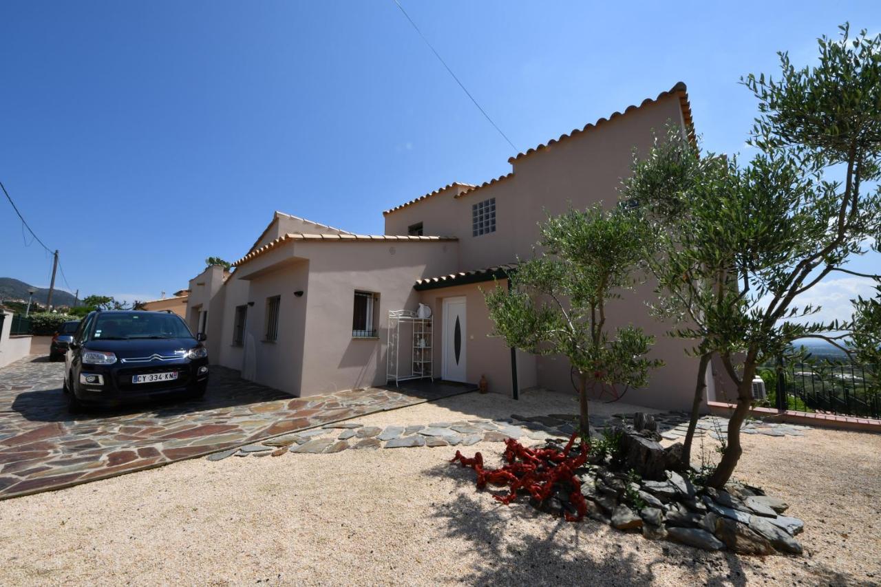 Suite & Spa Panoramic Olivars Pau Exterior photo